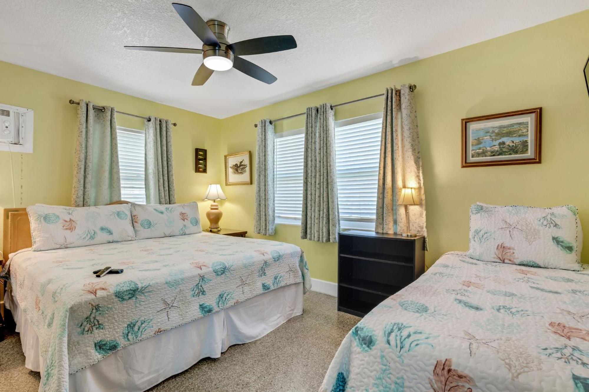 Captain Clearwater Beach Bagian luar foto