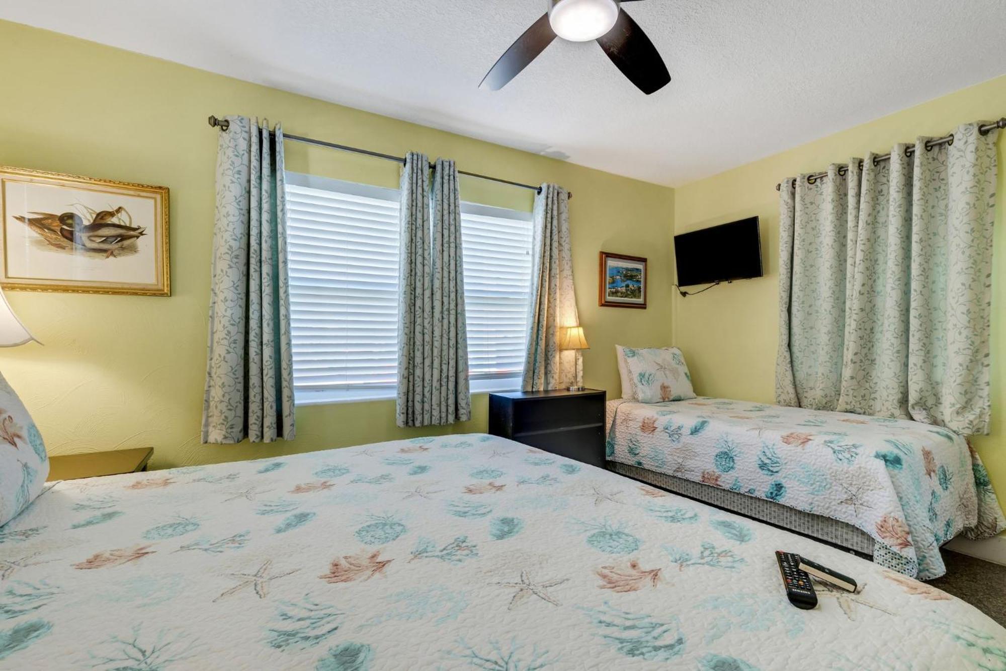 Captain Clearwater Beach Bagian luar foto